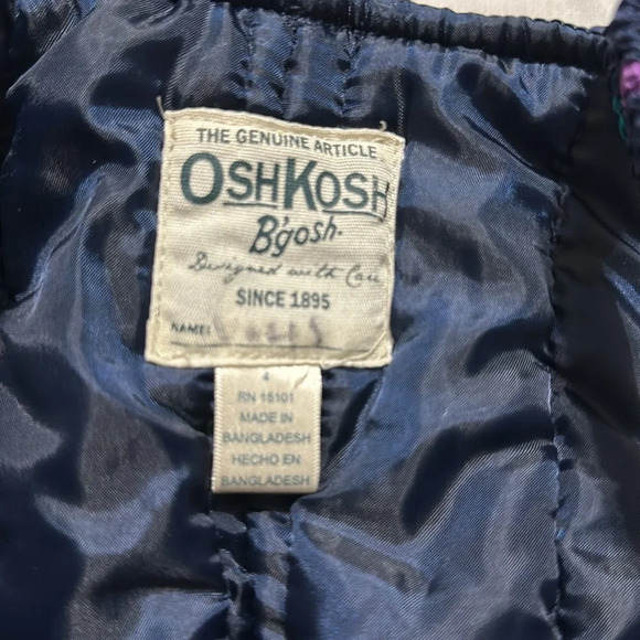 Oshkosh B'gosh Navy snowsuit with hearts size 4
Snow pants Sledding - Picture 5 of 7